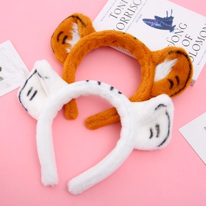 Cute plush tiger ear headbands in orange and white stripes for party props
