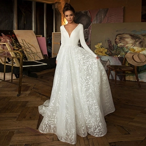 Long Sleeve Wedding Dress Lace Satin Deep V-Neck A-Line Elegant Bridal Gown Ivory White Trailing Formal Evening Robe