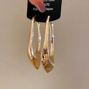 Chic 18K gold plated hollow geometric teardrop earrings with high polish 925 silver needles