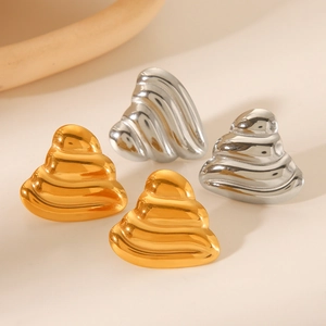 Boucles d'oreilles cœur en acier inoxydable doré 18K et argent avec texture