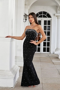 Détails de la robe bustier sirène noire élégante avec perles blanches sur le tissu