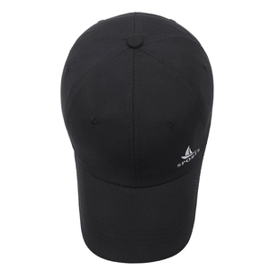 Breathable black quick-dry sports baseball cap with white sailboat embroidery and sports text