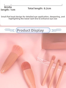 Detail view of pink travel makeup brushes with 1cm bristle length and 8.2cm total size
