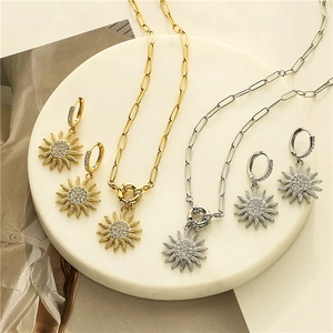 Collier Et Boucles D'oreilles Pendentif Soleil Cuivre Micro Pavé Zircon Chaîne Trombone Bijoux Élégants Pour Femmes