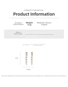 Détail des boucles d'oreilles en zircone de 5 cm avec clous en aiguille d'argent pur