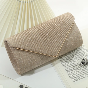 Bolso de noche elegante color oro champán con purpurina y borde metálico en forma de V