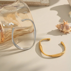 Minimalist irregular C-shaped titanium steel open cuff bracelets in gold and silver finish