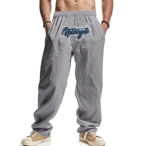 Lockere hellgraue Streetstyle-Hose für Herren mit MA YON-Print und Kordelzugbund