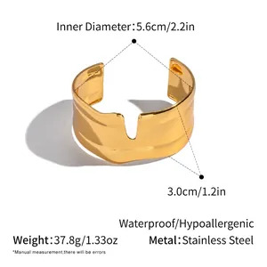 Detailed dimensions showing 5.6cm diameter and 3.0cm width of the 18K gold plated bangle