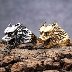 Dominant wolf head design stainless steel rings in silver and gold finishes for men