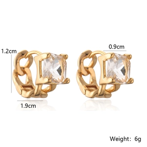 Orecchini geometrici placcati in oro con zircone quadrato e dimensioni incluse