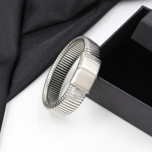Minimalist silver elastic titanium steel ring bracelet with a brushed square magnetic buckle