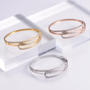 Exquisite bangle set in gold, rose gold and silver finishes with fine crystal inlay