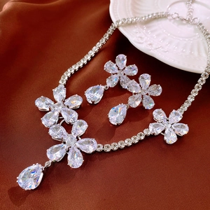 Zircon Flower Teardrop Earrings And Necklace Jewelry Women Bridal Wedding Party Elegant With Silver Earring Post