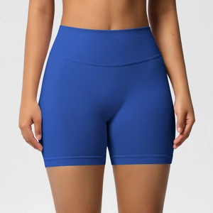 Détail du short de yoga sans couture à taille haute en tissu côtelé bleu roi