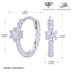 Detailed view of S925 silver hoop earrings with size chart and 5A zircon inlay details