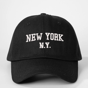 Klassische schwarze Baumwoll-Baseballkappe mit weißem NEW YORK N.Y. Stick auf der Front