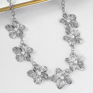 Vintage floral waist chain with faux pearls and silver finish for beach holiday fashion