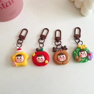 Lot de 4 porte-clés de Noël mignons avec des motifs de filles, étoiles et rennes