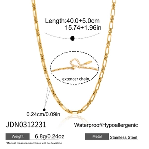 Vue détaillée du collier en acier inoxydable doré 40+5cm avec dimensions techniques