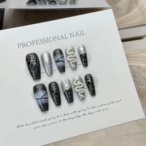 Handmade Gothic Coffin Press On Nails Black Silver Crackle With 3D Snake Charms Rhinestone Punk Long False Nails