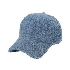 Plush wool-like lamb velvet baseball cap in dusty blue for autumn and winter warmth