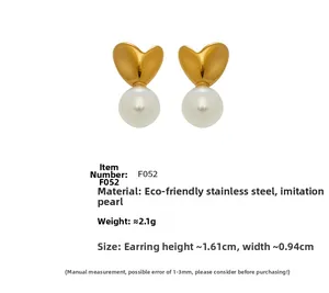 Détails des dimensions et du poids des boucles d'oreilles cœur perle en acier doré