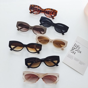 Retro Cat Eye Sunglasses UV400 Protection PC Lens Resin Frame Vintage Fashion Outdoor Eyewear For Women Men