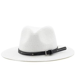 Chapeau Fedora blanc en paille avec bande en cuir noir et boucle pour protection solaire plage