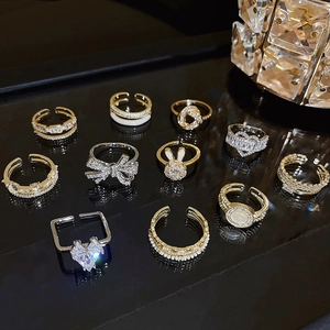 Luxurious butterfly and heart zircon adjustable rings in gold and silver finish