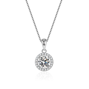 Elegant S925 sterling silver halo necklace with round brilliant cut center diamond