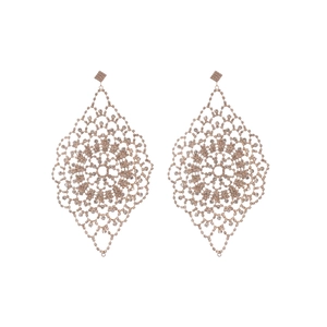 Sparkling diamond-encrusted diamond-shaped hollow tassel earrings in rose gold finish