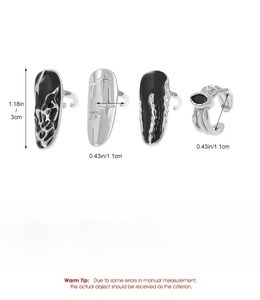 Detail view of silver geometric nail ring set with S925 stamp and product dimensions