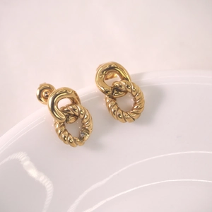 Chic 14K gold double-loop twisted rope earrings made of durable stainless steel
