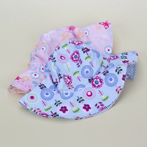 Confezione da due cappellini da sole in cotone per neonati con motivi floreali e farfalle