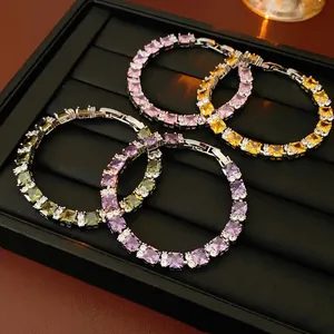 Elegante Pulsera De Zircón Cuadrado Vintage Light Luxury Brazalete De Cobre Con Zirconia Cúbica Colorida Joyería De Moda