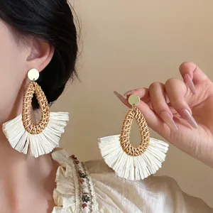 Bohemian raffia shell drop earrings with straw weave and white fringe tassels