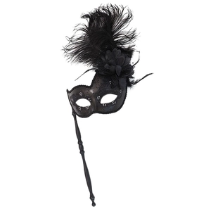 Maschera per travestimento con piume nere e fiori di seta per feste di Halloween