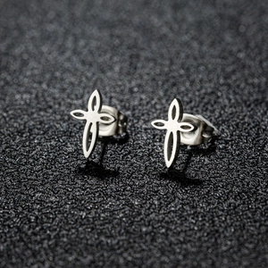 Clous d'oreilles minimalistes en acier inoxydable argenté avec motif croix ajourée mixte