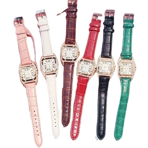 Fashion women's square quartz watch set with crystal case and crocodile leather straps