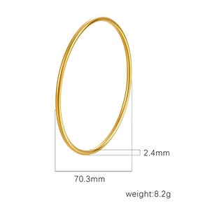 Minimalistischer runder Armreif aus 18K vergoldetem Edelstahl für Damen 70mm