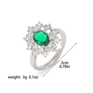 Detail of adjustable emerald ring with silver band showing dimensions and 3g weight