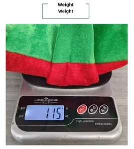 Detailed view of the 115g weight measurement for the plush Christmas party hat