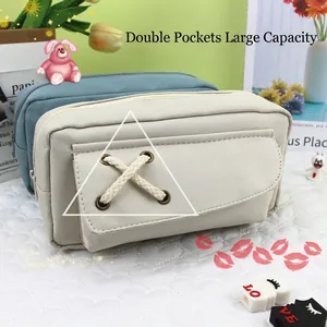 Astuccio minimalista a grande capacità con doppio scomparto e dettaglio in corda decorativa