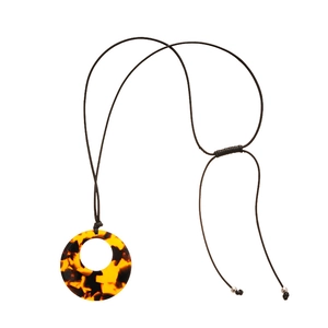 Retro resin geometric circle necklace with tortoiseshell pattern and adjustable brown cord