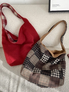 Winter plaid tote bag with warm fleece lining and large capacity in burgundy and brown