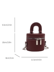 Diagramme de dimensions pour sac cylindre bordeaux foncé avec chaîne argentée et poignée