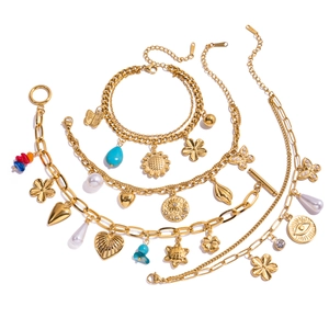 Collier Pendentif Papillon Coeur Plaqué Or 18K Acier Inoxydable Avec Künstliche Perle Artificielle Bijoux Multicouches Étanche Pour Femme