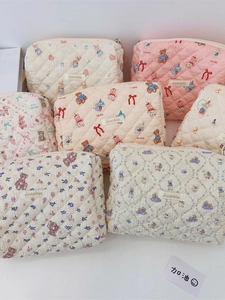 Trousse à cosmétiques en coton matelassé avec fleurs et ours, grande contenance
