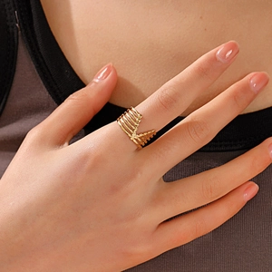 Minimalist V-shaped layered gold ring with geometric wave lines for women